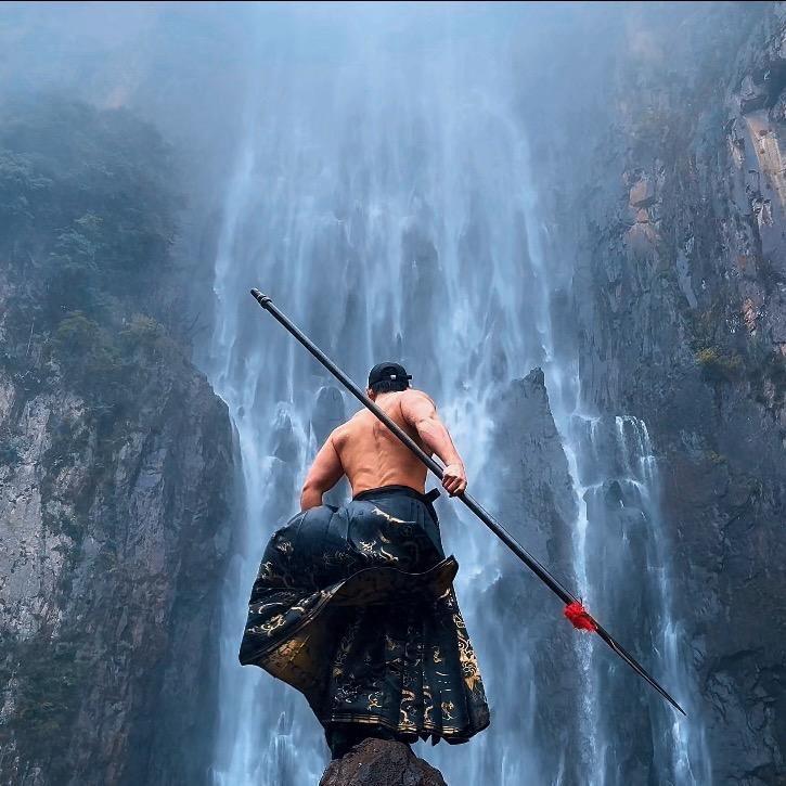 勤奋的小李哥的日常