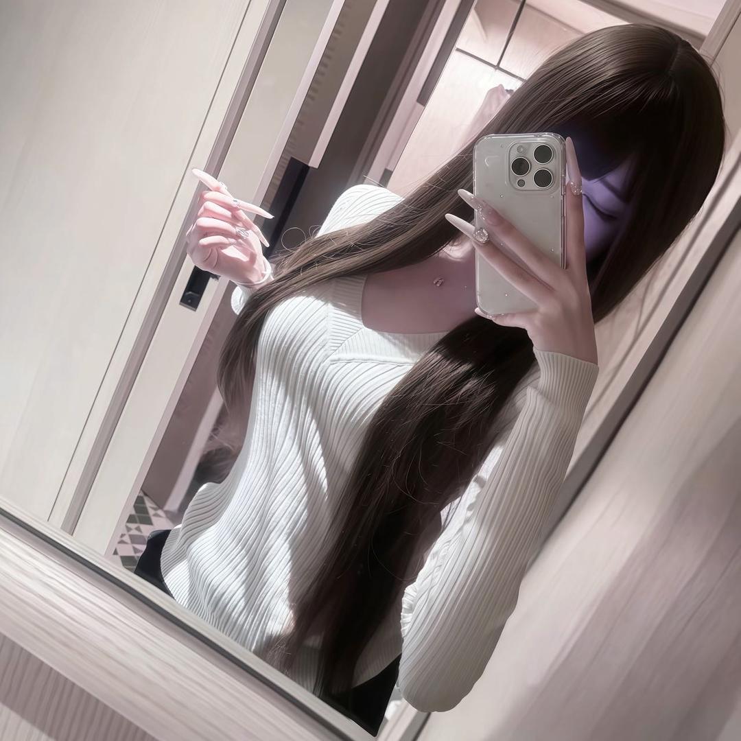 地球表面壹方店·客服晓菁（跨年预定中）