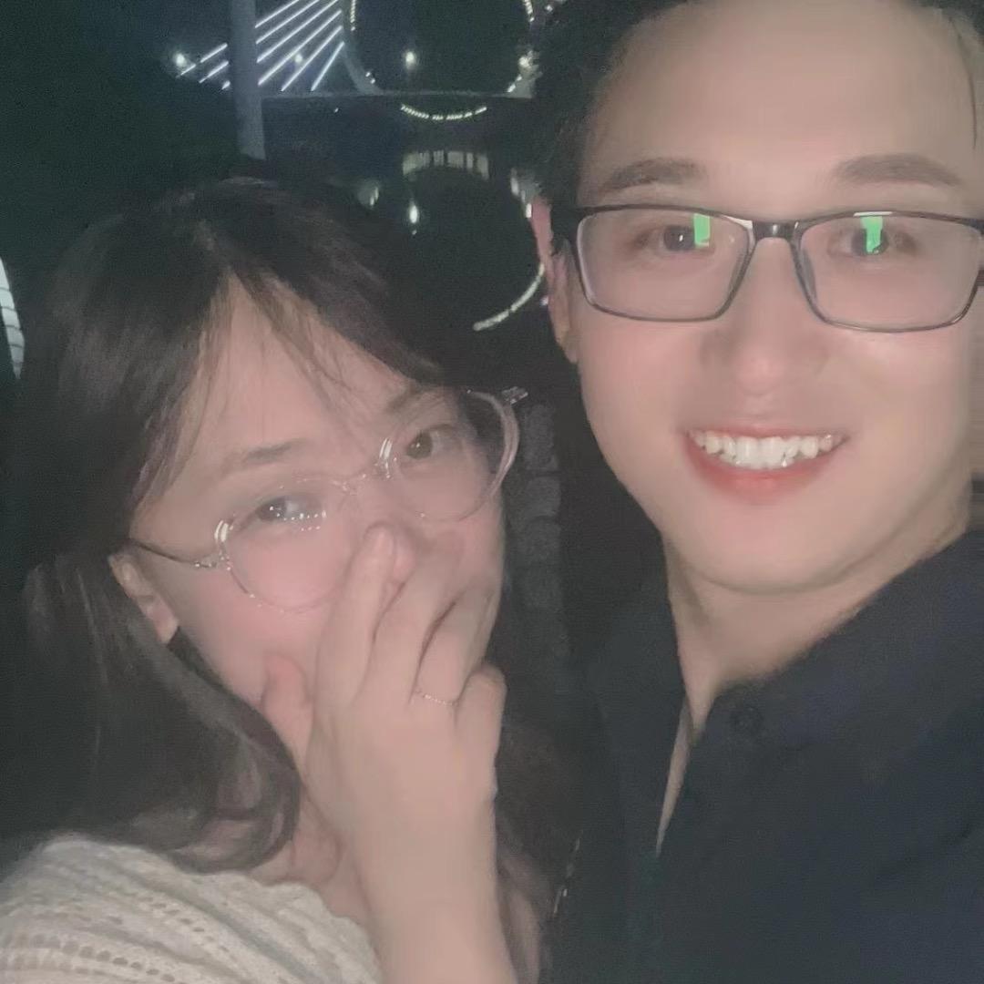 李律的小助理
