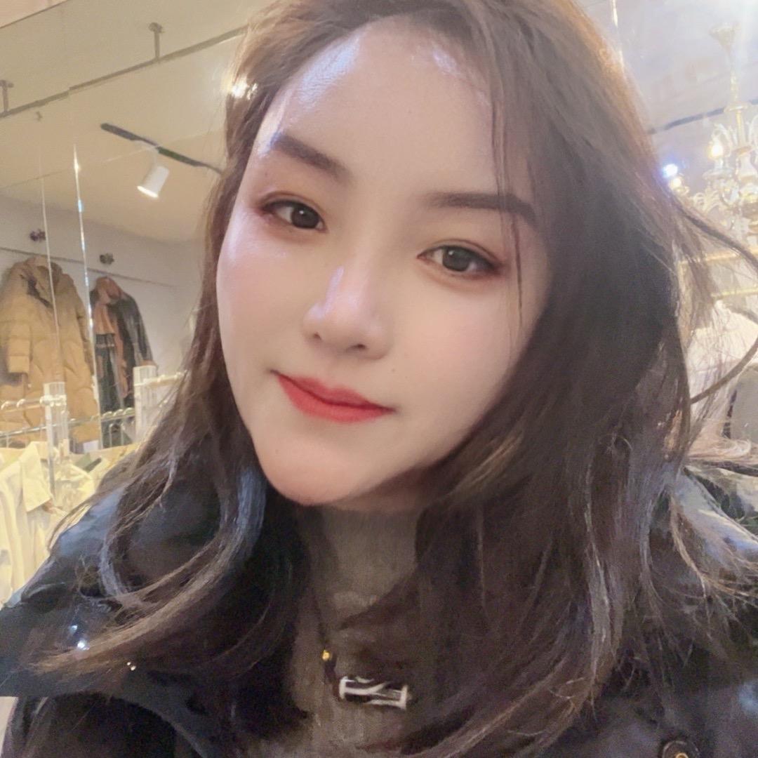 黑色榴叮服装店