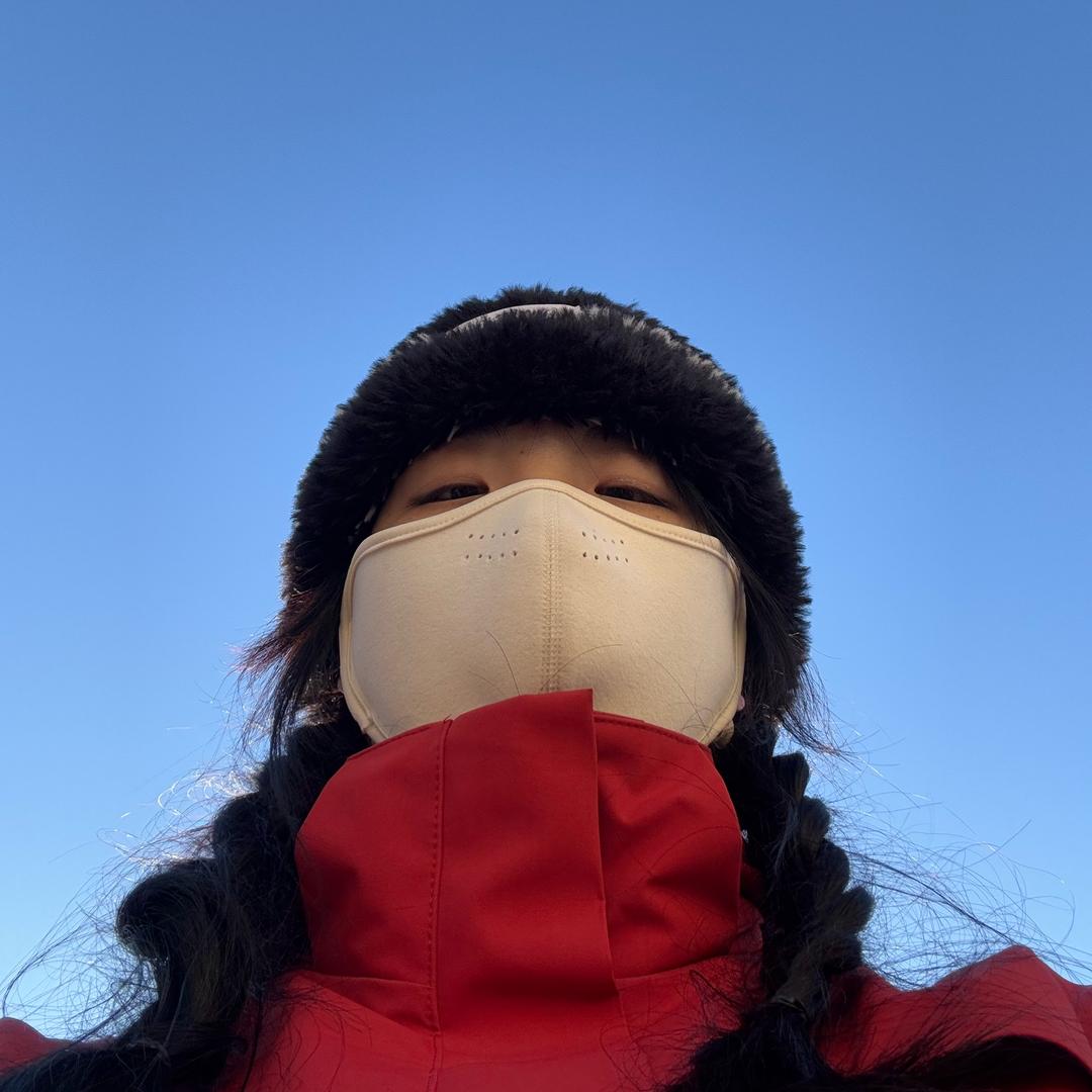 村口调戏男子被狗追赶八条街的二旬老太👵