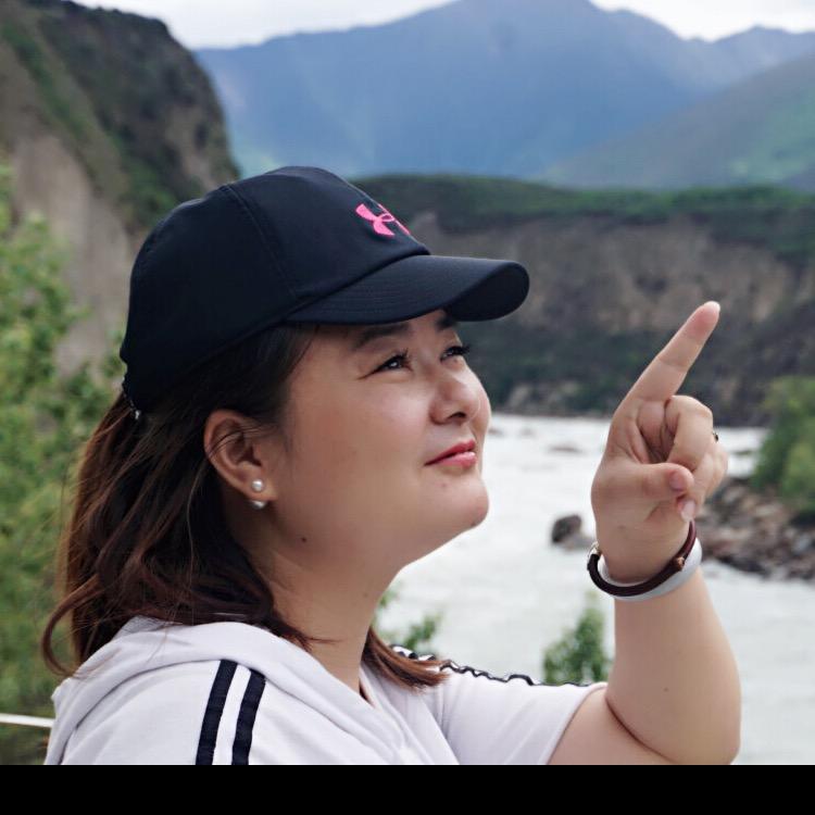 旅游顾问芳芳