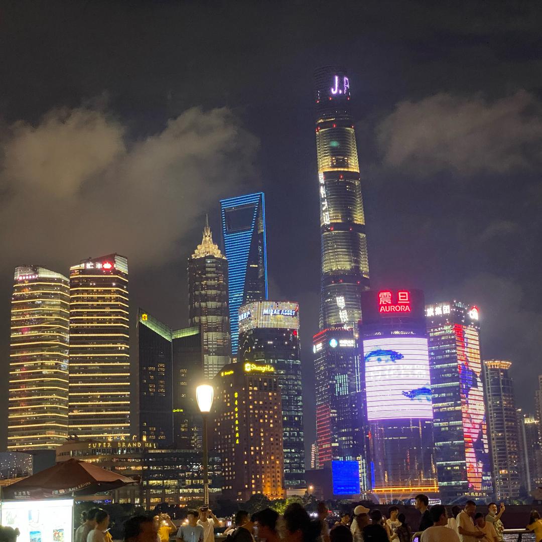 是周周呀