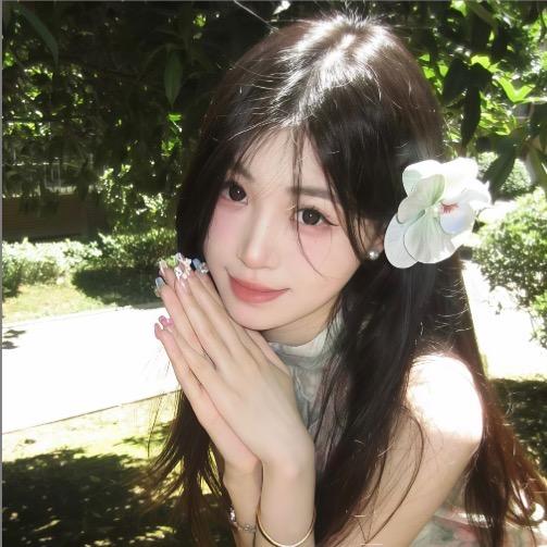 zz~