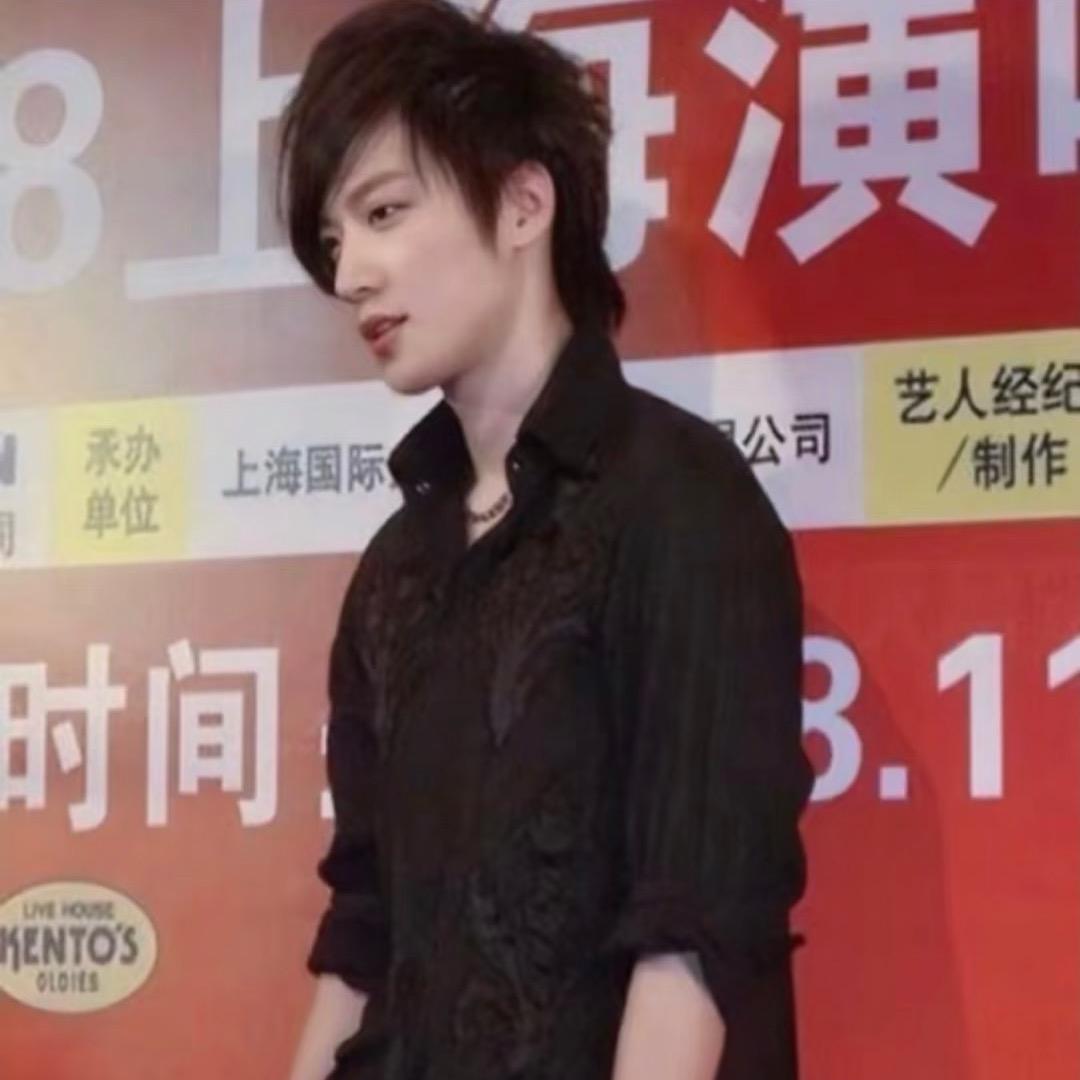 男明星👚