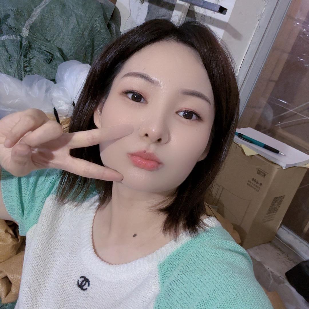 中山雅丽女裤批发