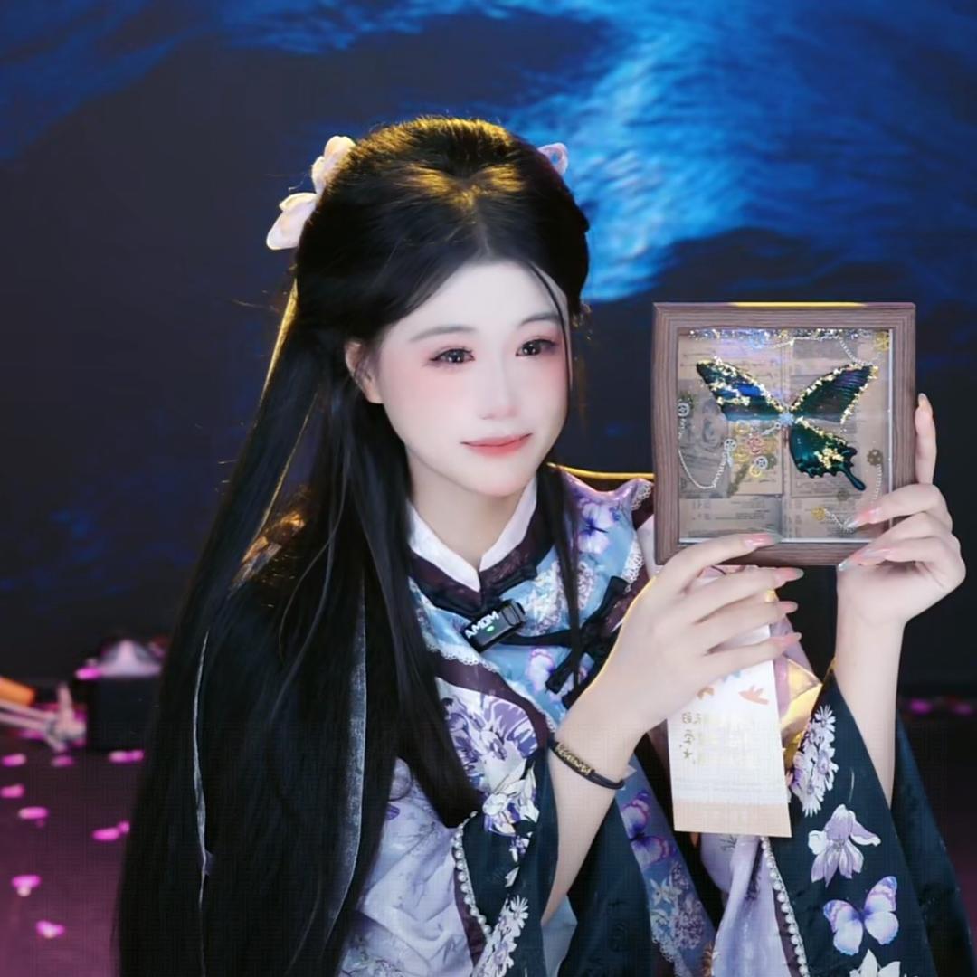 仙辣粉🦋🐱☁️🦢🌷🌈🏸🐿️