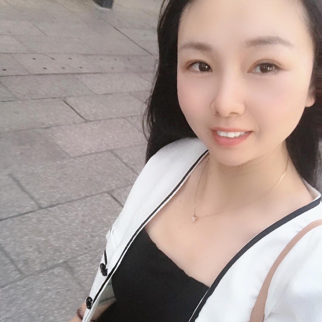 山涧晴岚