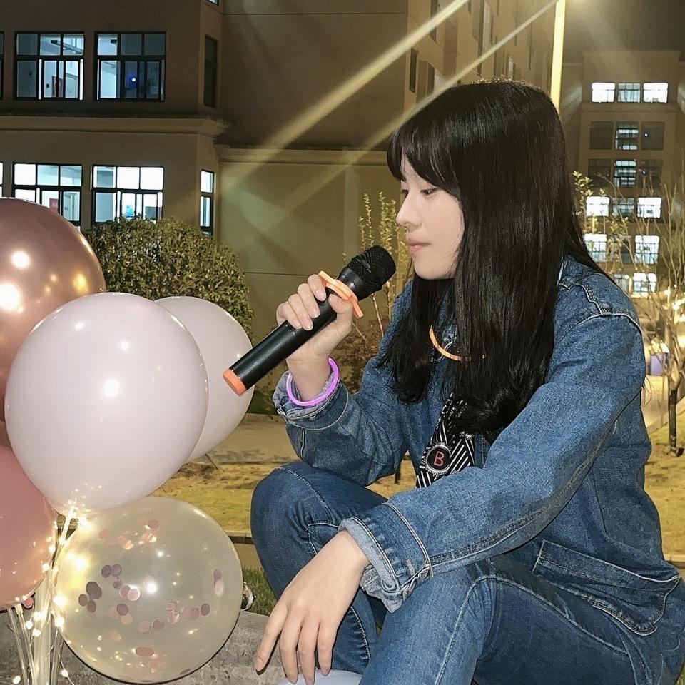 欧欧是个辅导员儿