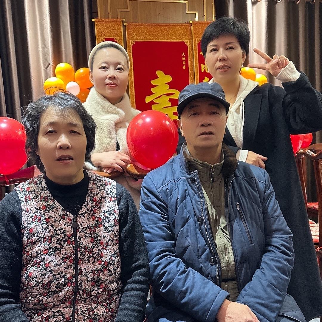 亮嫂与公婆