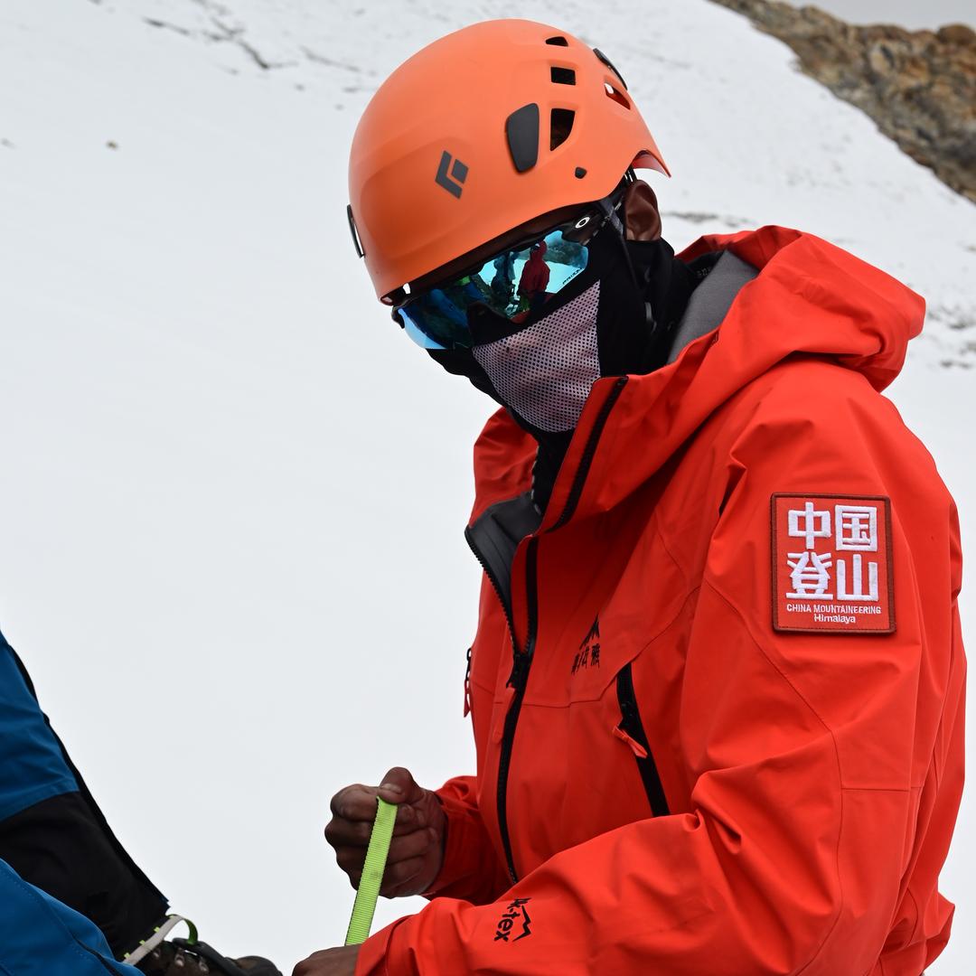 贡嘎-阿泽 🏔️雪山咨询