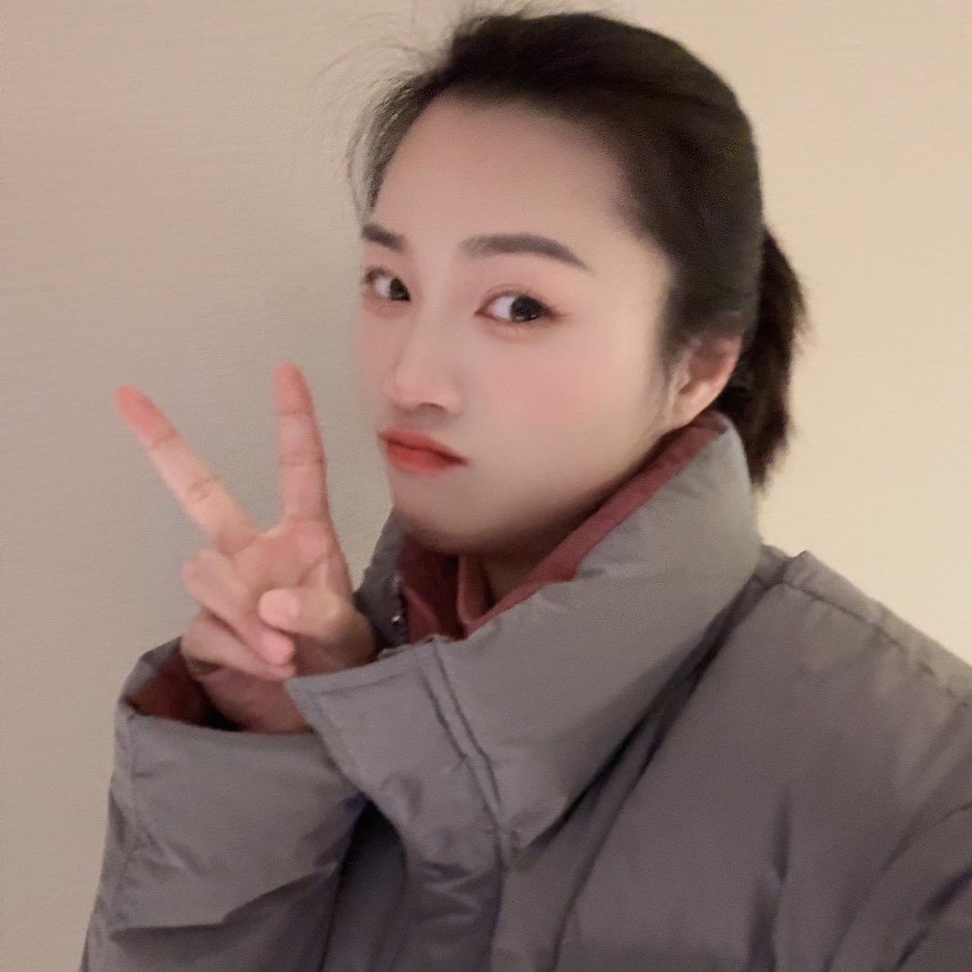 南南（🙅私聊）