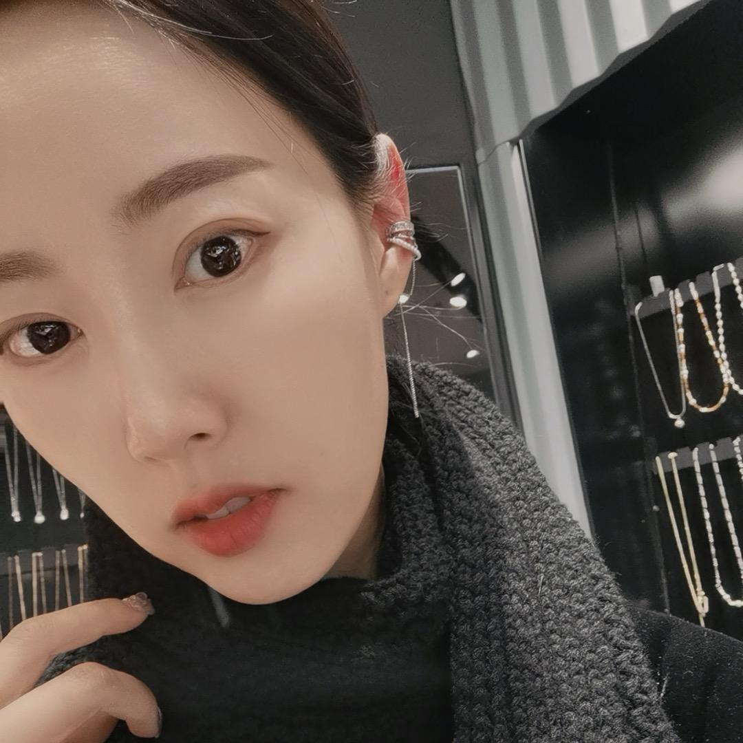 爱讲话的sissi