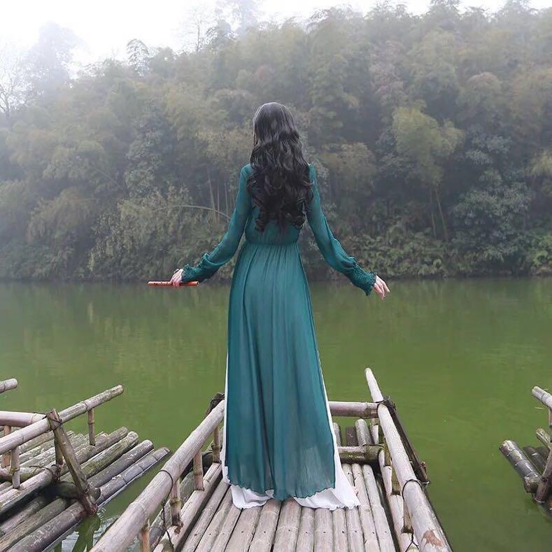 封面是父母给的，内容是自己写的