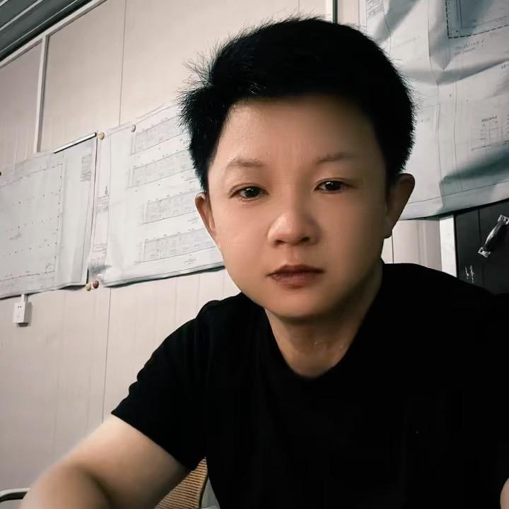 邱邱