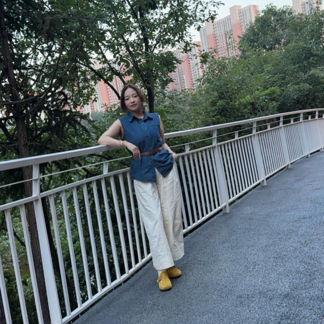 1992🧑🏻‍❤️‍💋‍🧑🏻