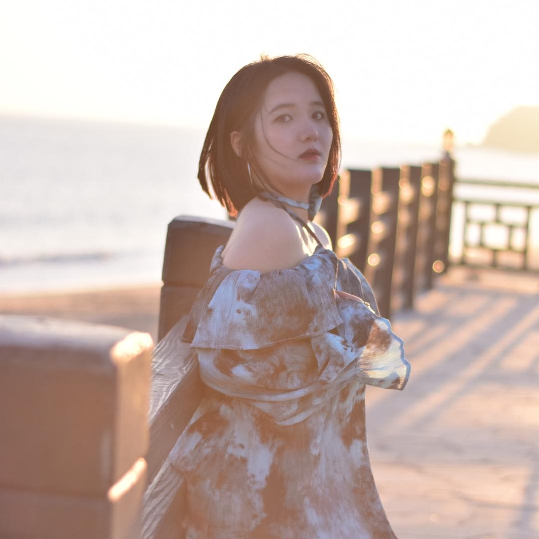 夹夹爱喝点