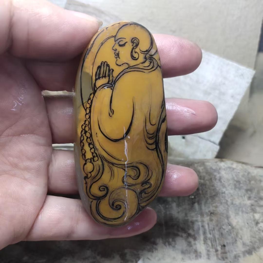 黄蜡石黄玉陈锦玉雕