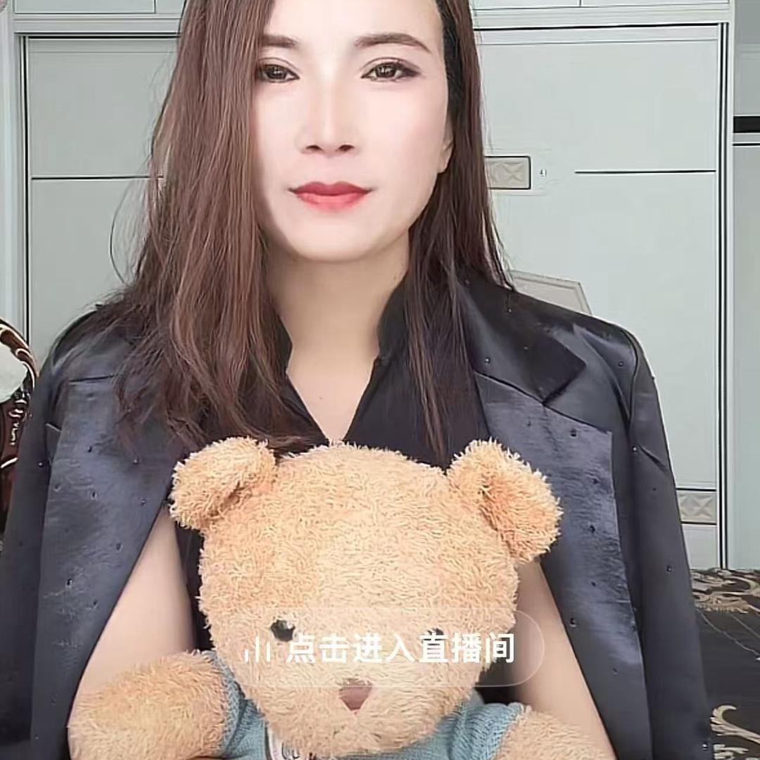 霞嫂 《阿威团队》