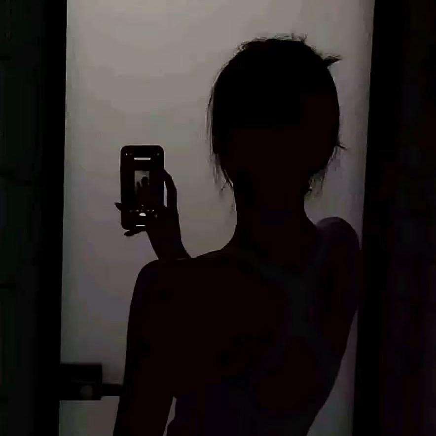 李R瑜.