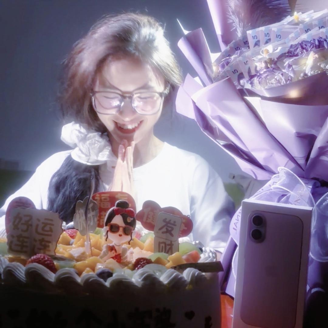 糖果好懒