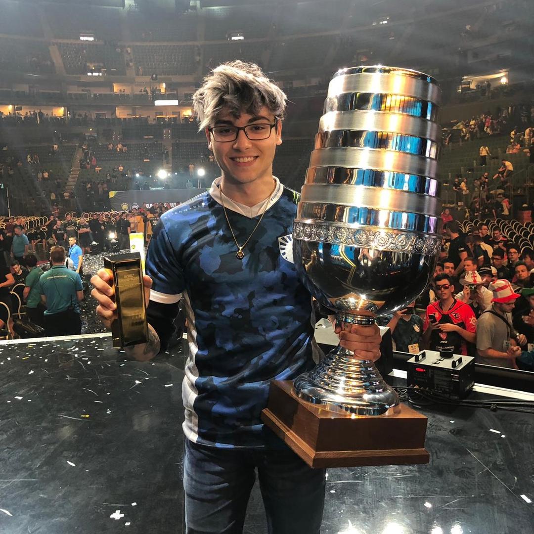 twistzz