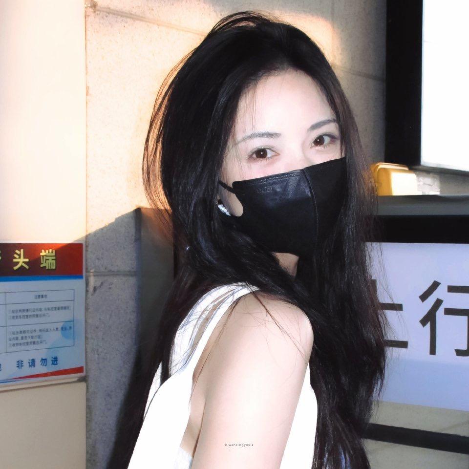 很高兴的小林