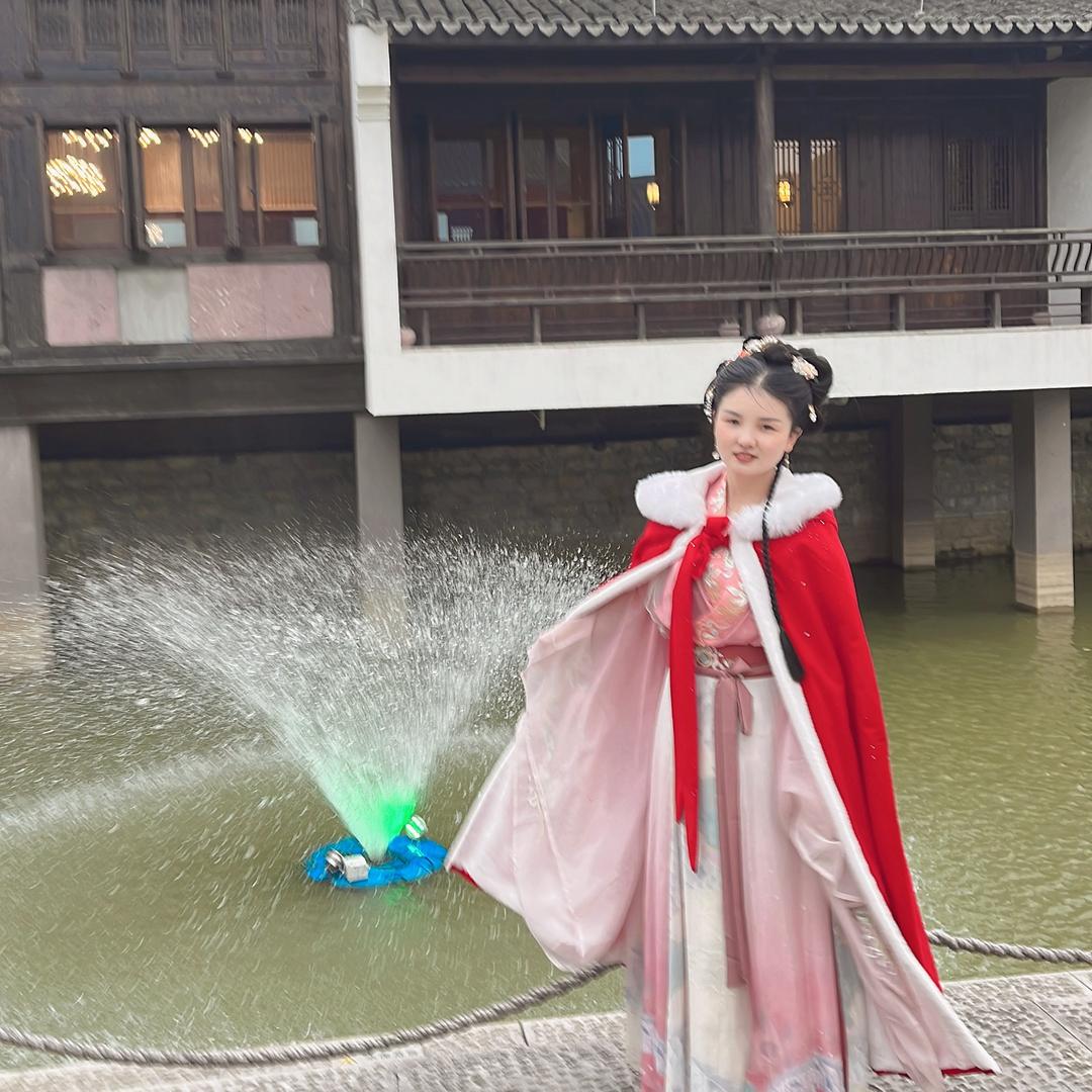 阳光总在风雨后!