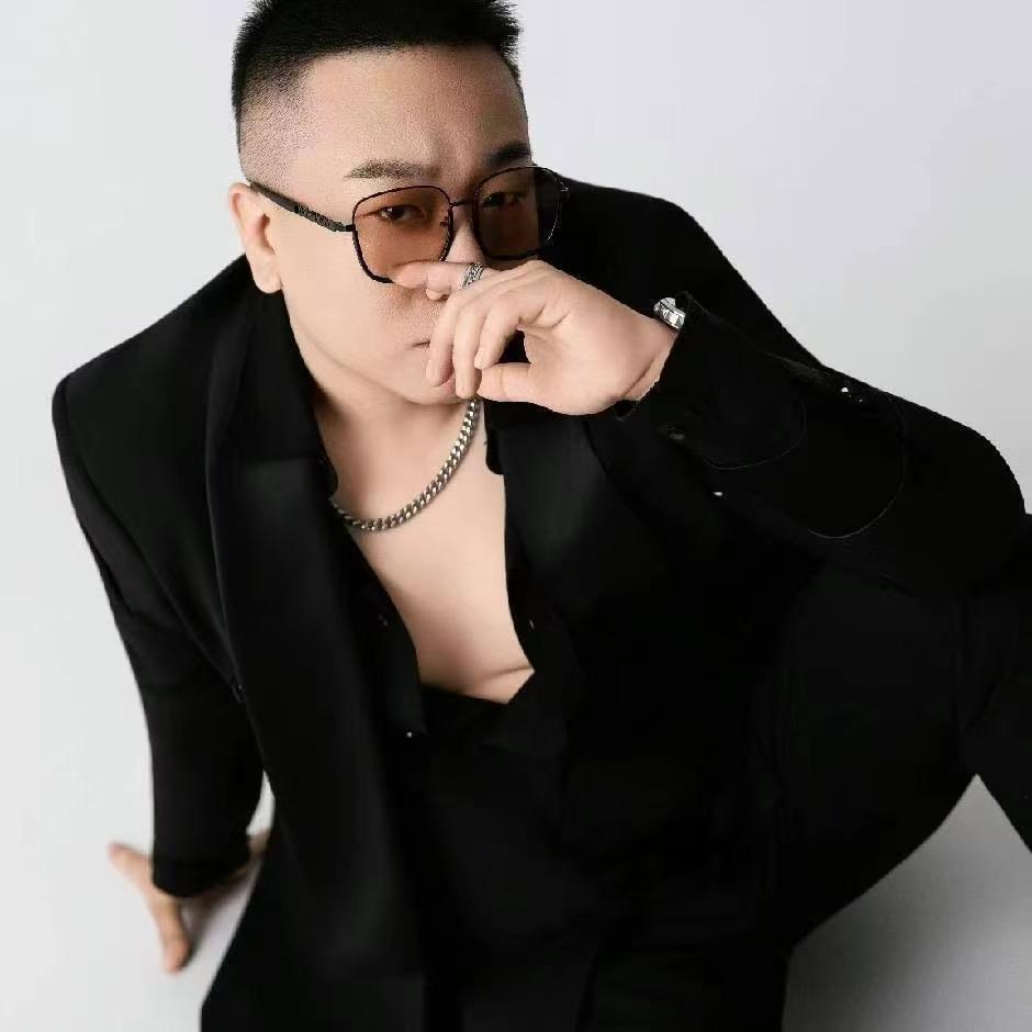 鹤岗二两
