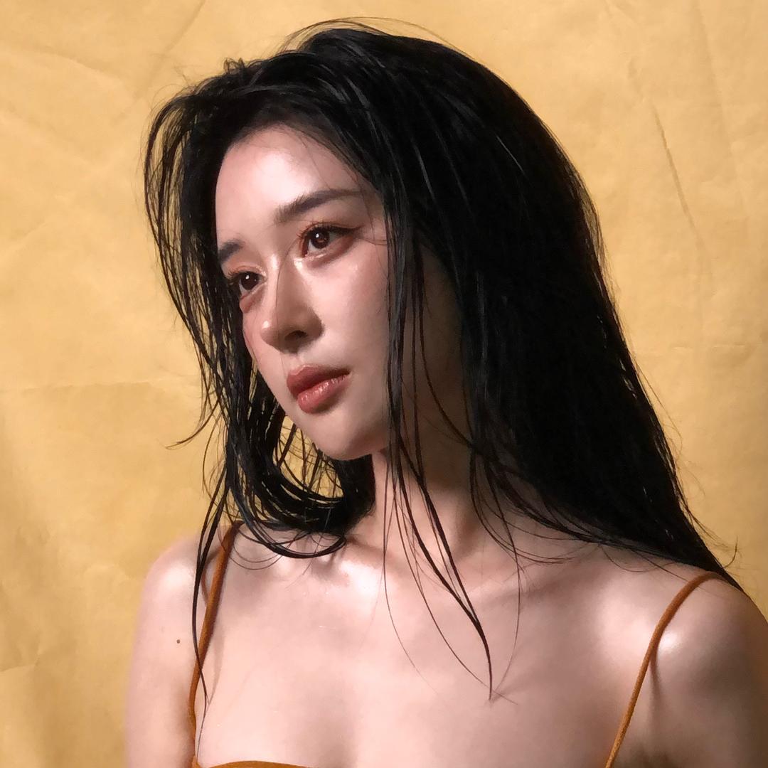 周憬艺Jingyi