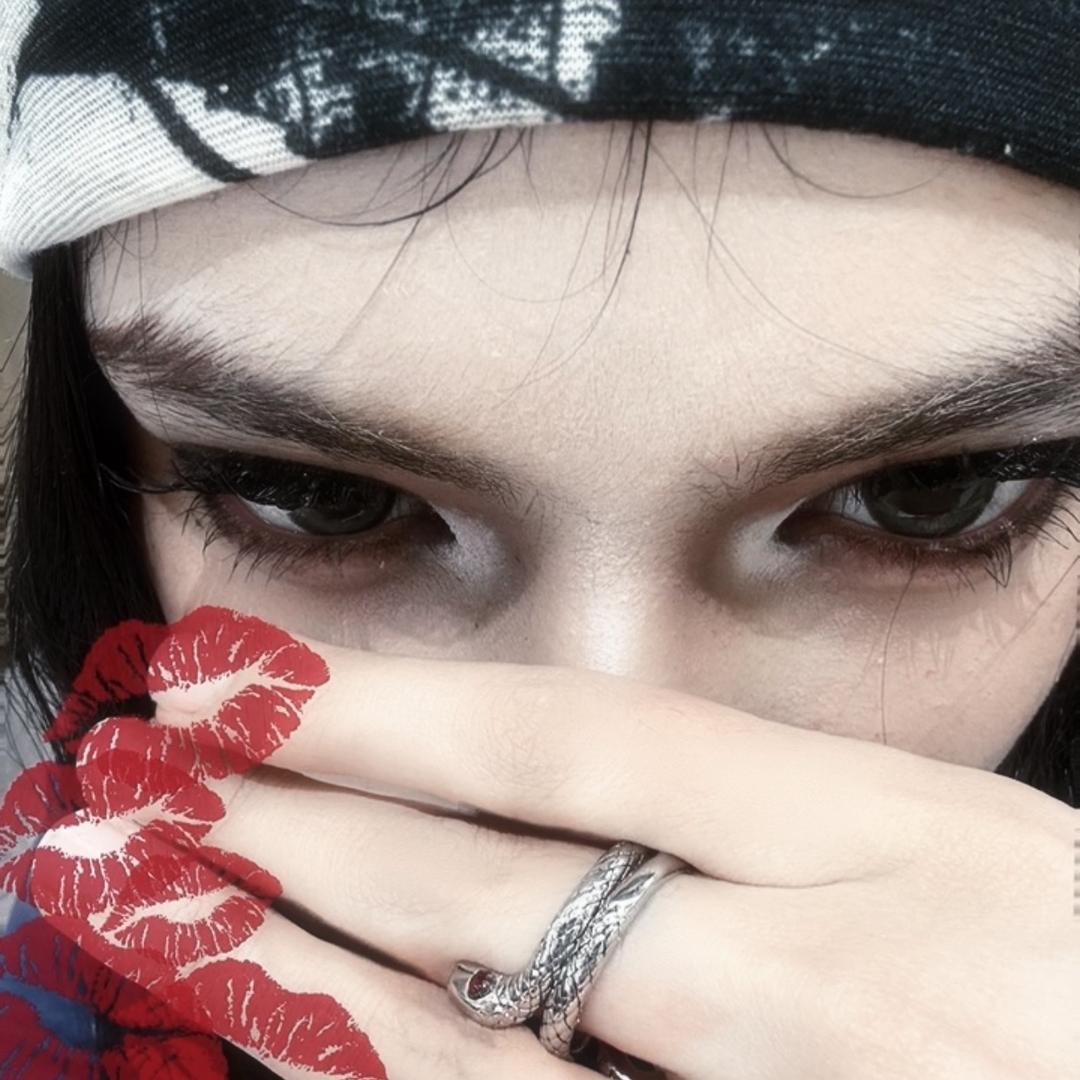 Only one 🕸️