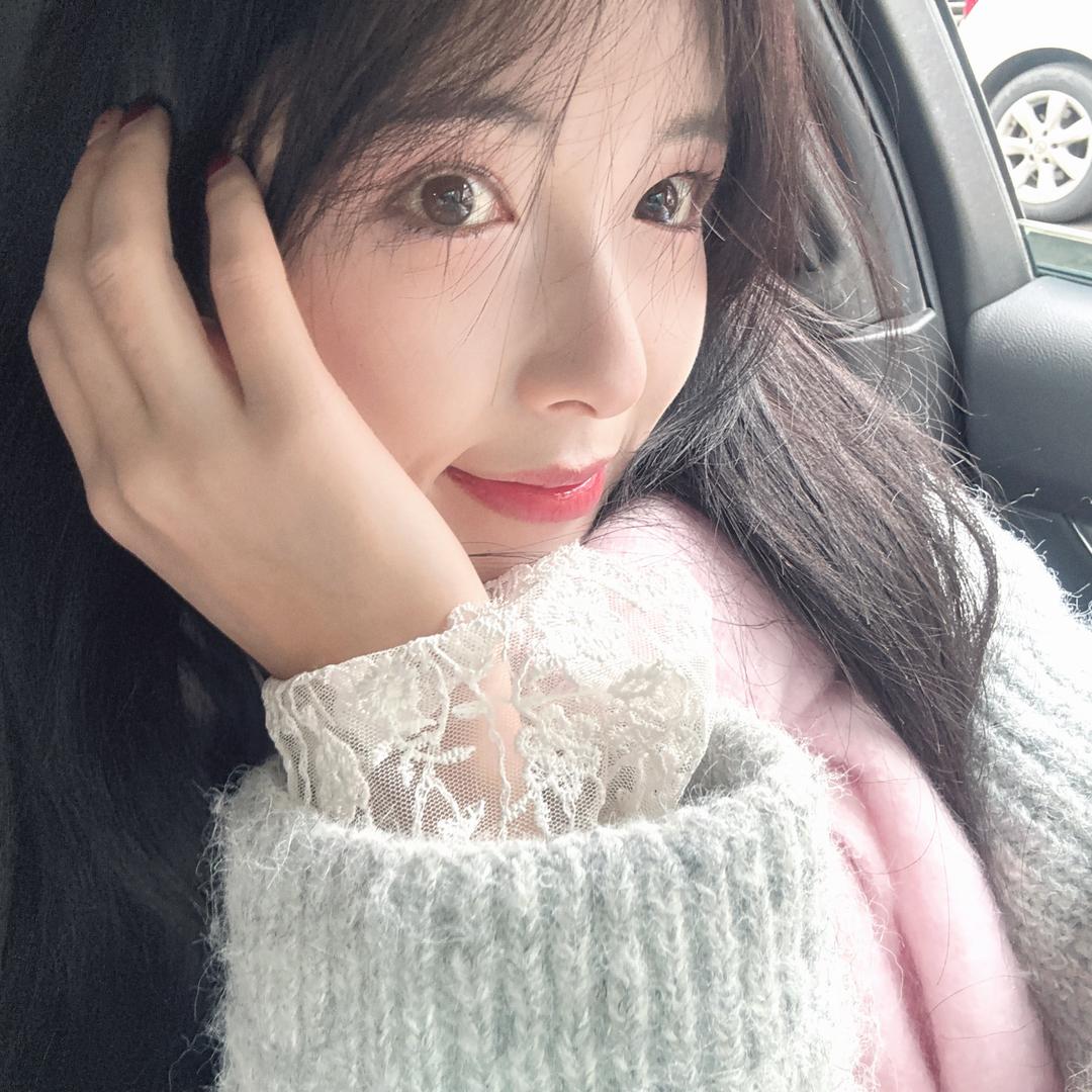 小乖^
