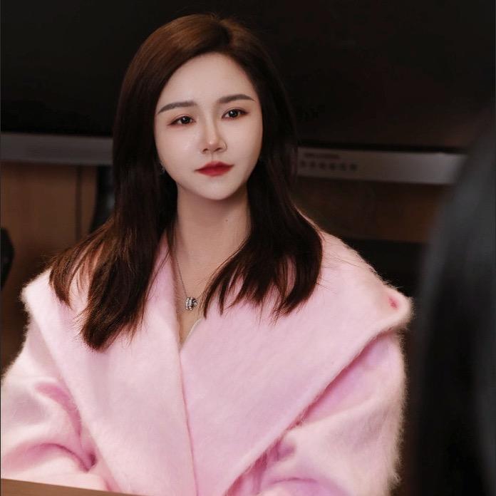 漯河开婚纱店的珊姐