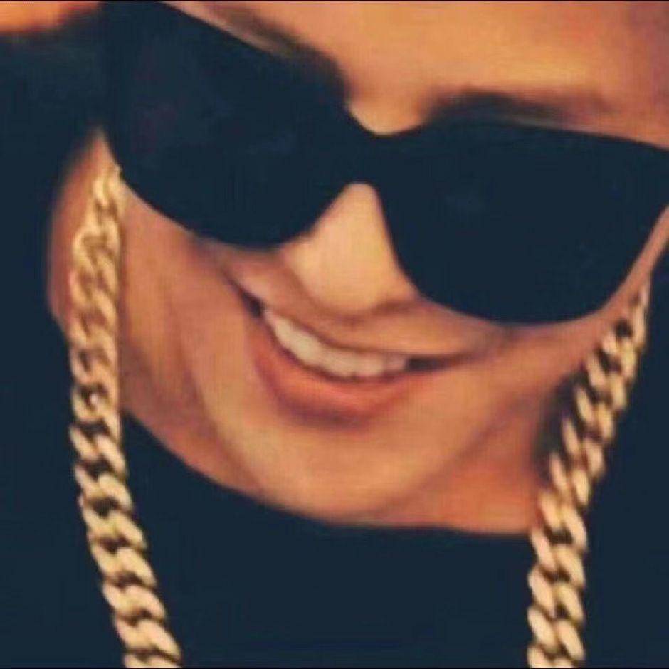 成都登根扎巴汽车销售经营部