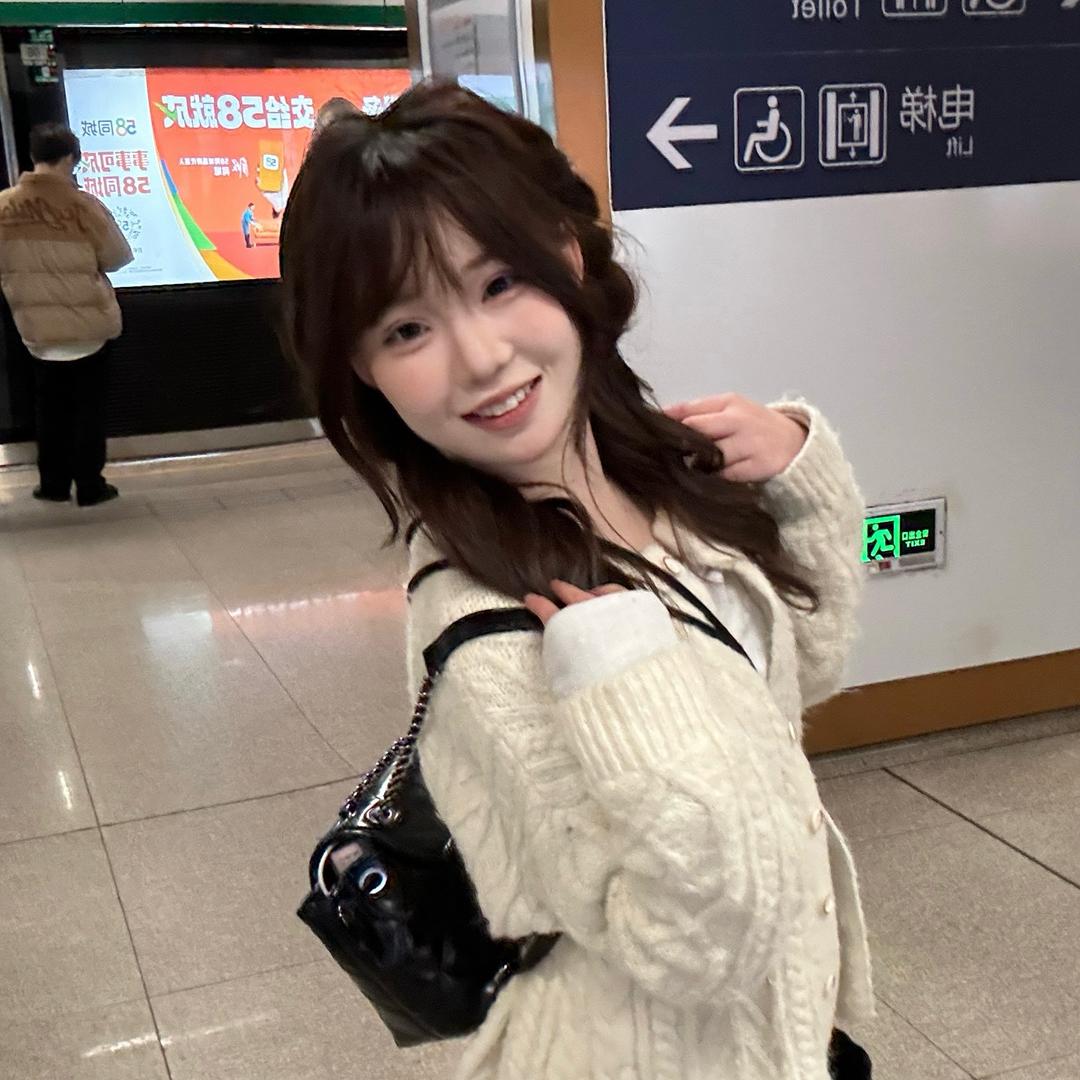 一朵小hong花花