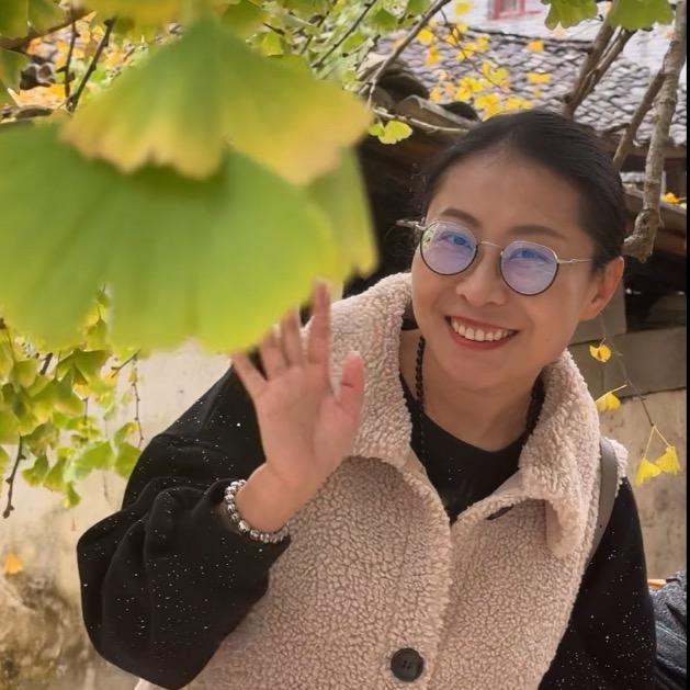 娜个导游