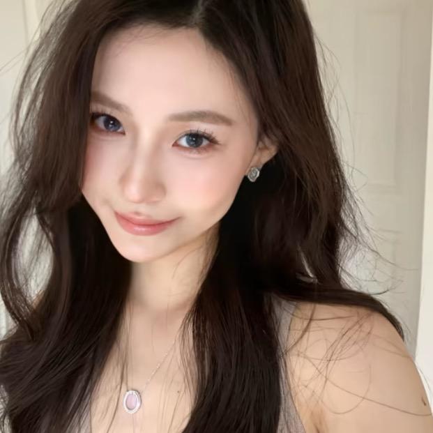 爱喝🧊拿铁-🌧️