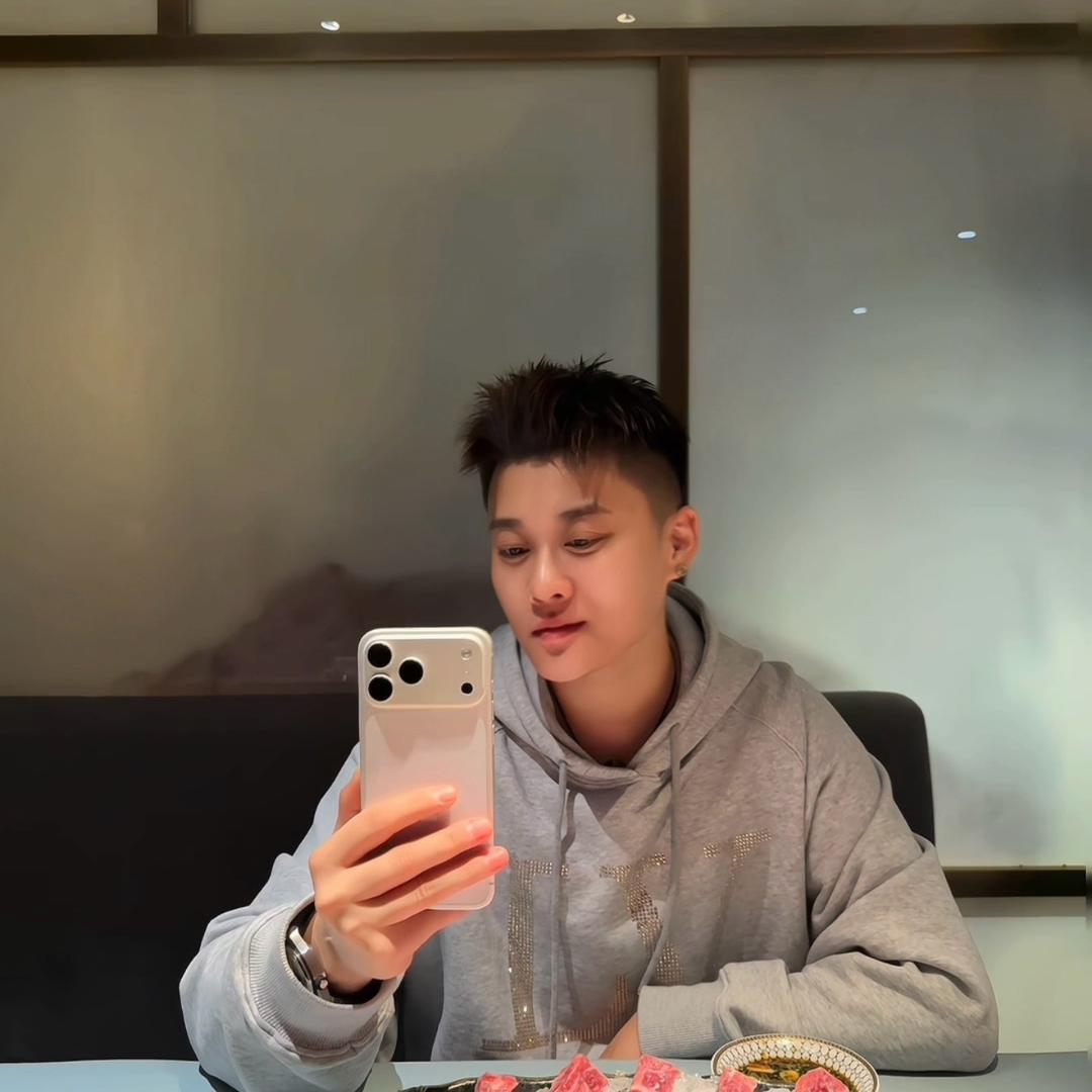 确实我是杨唯逸