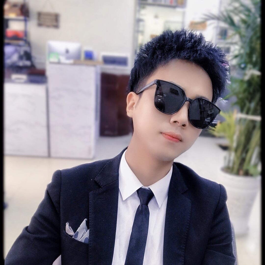 亮点发型总监@晨晨