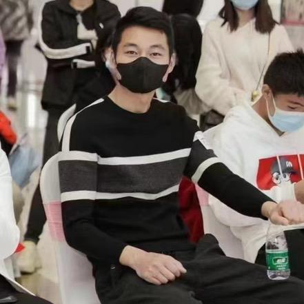 东莞网约车小张