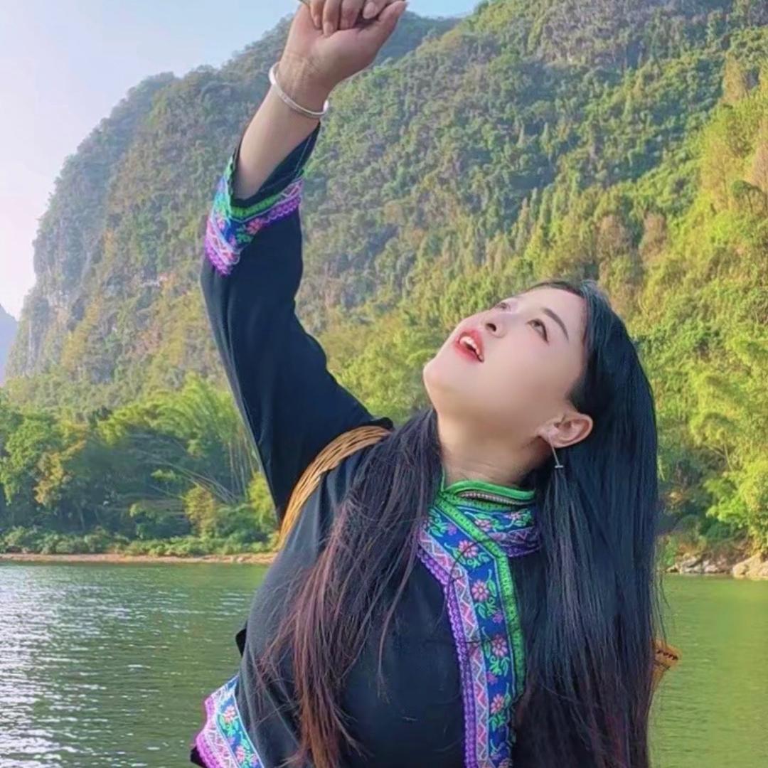 🌻阳朔向向🌻