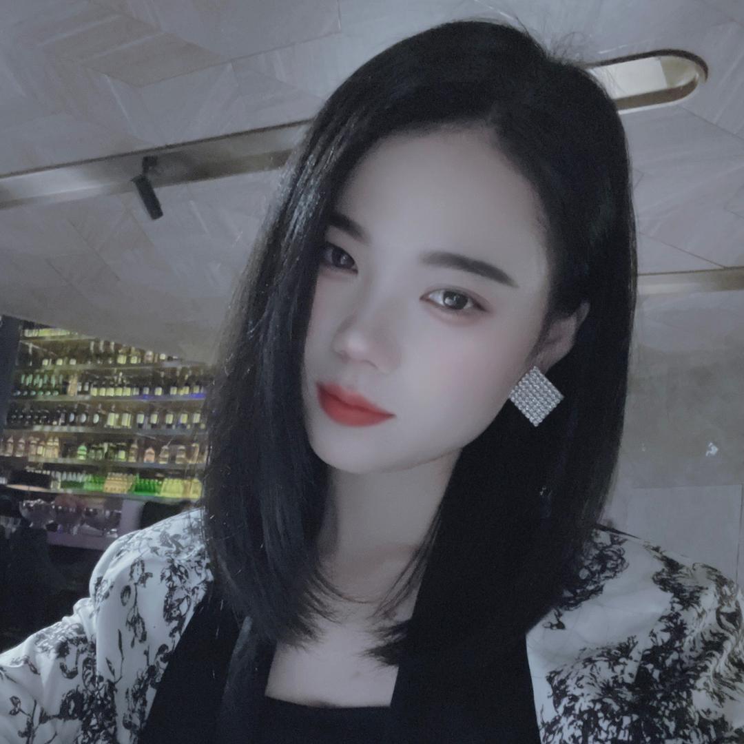 柒柒严选潮鞋店(小号)