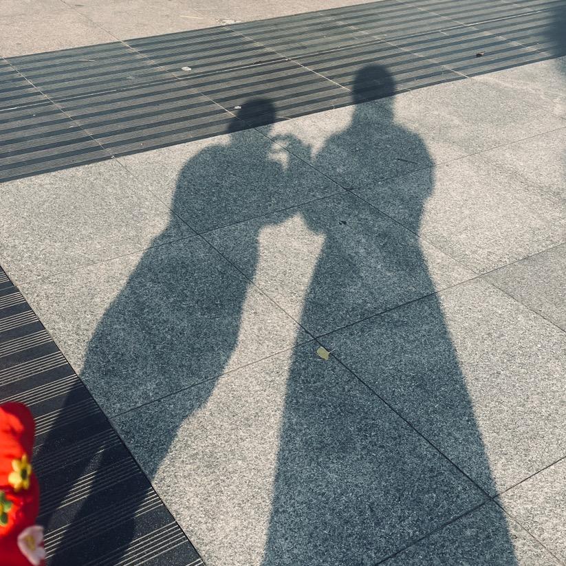 一言半语 不@言笑