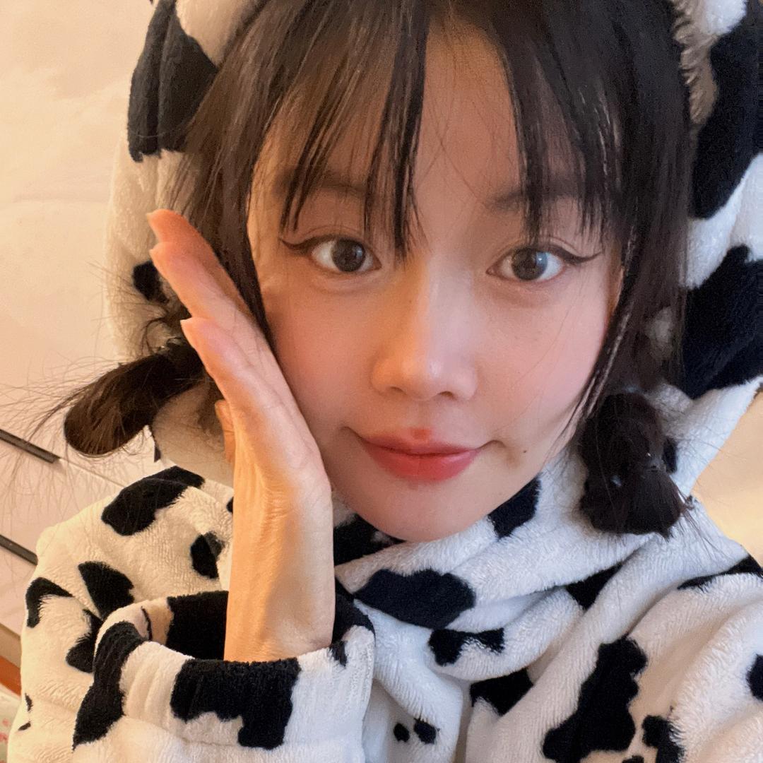 💋、H