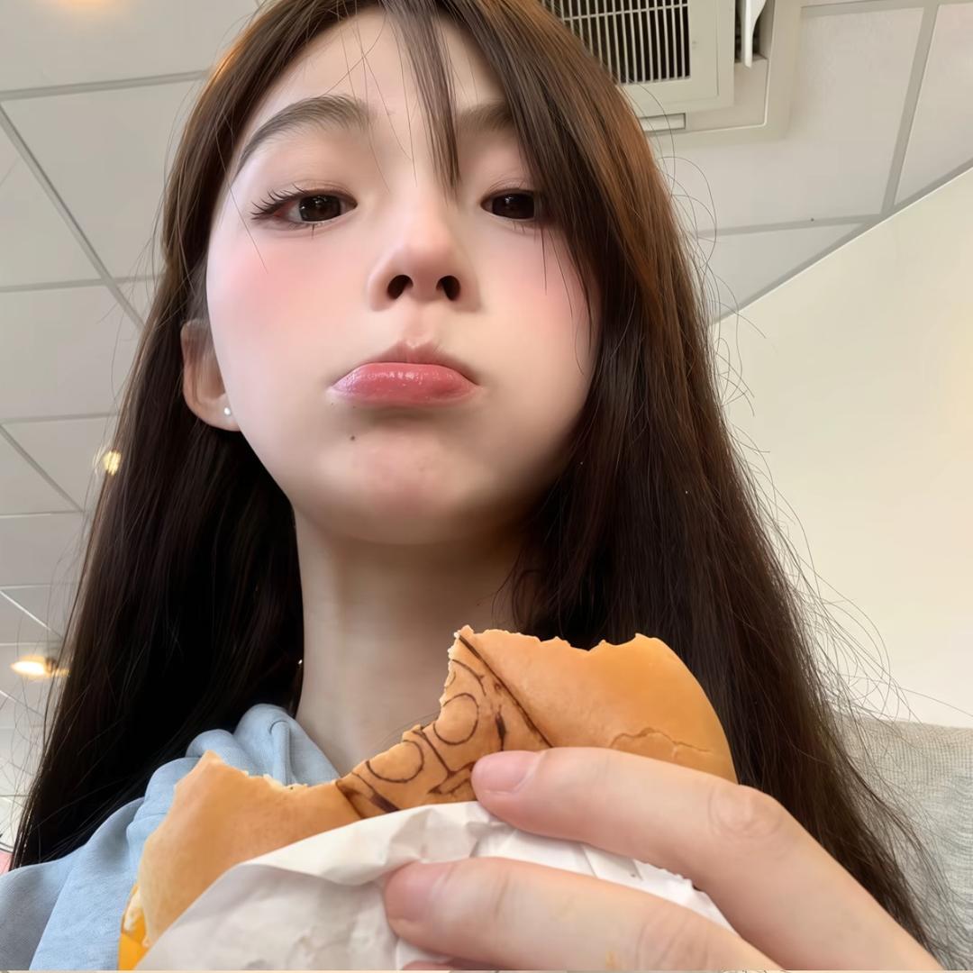 呆子爱吃芒果🥭
