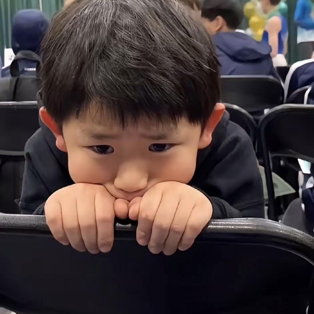 听完故事的飞行员.