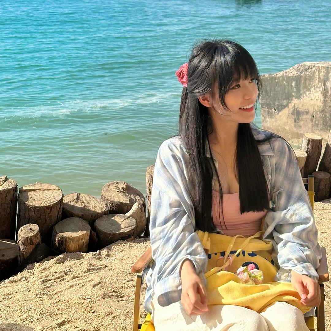 小朱又emo了