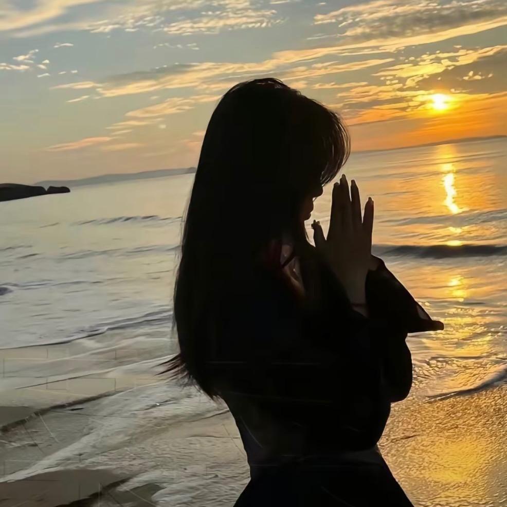 L.💕