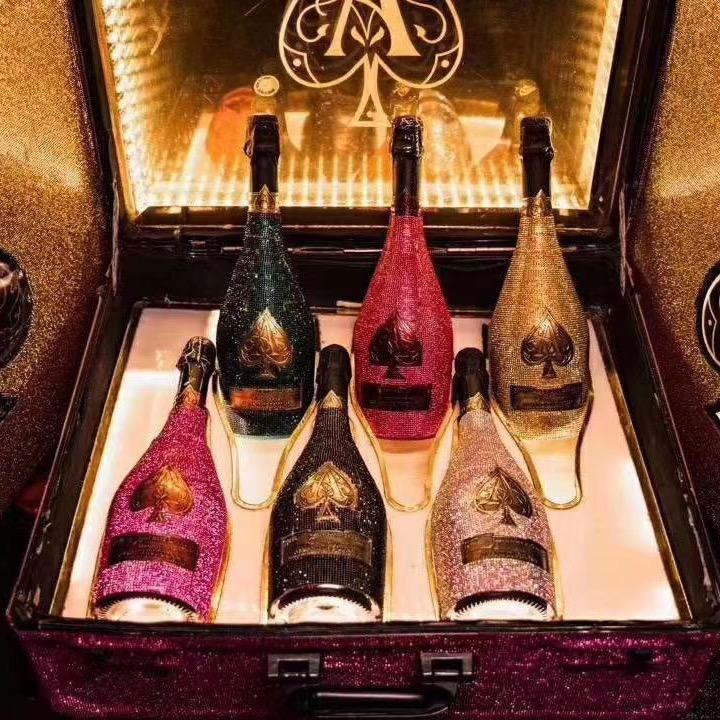 A   重庆酒吧(商K) 张老师