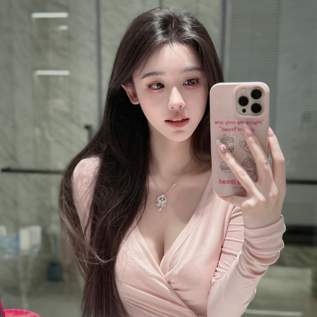 甜崽小彤子